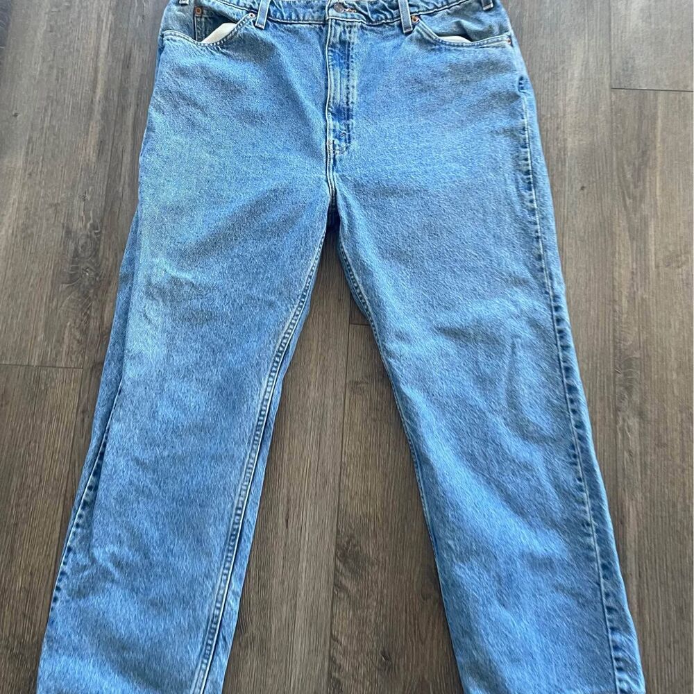 LEVI'S 505 Vintage Men's 42 x 32 Orange Tab Regular Straight Fit Denim Jeans
